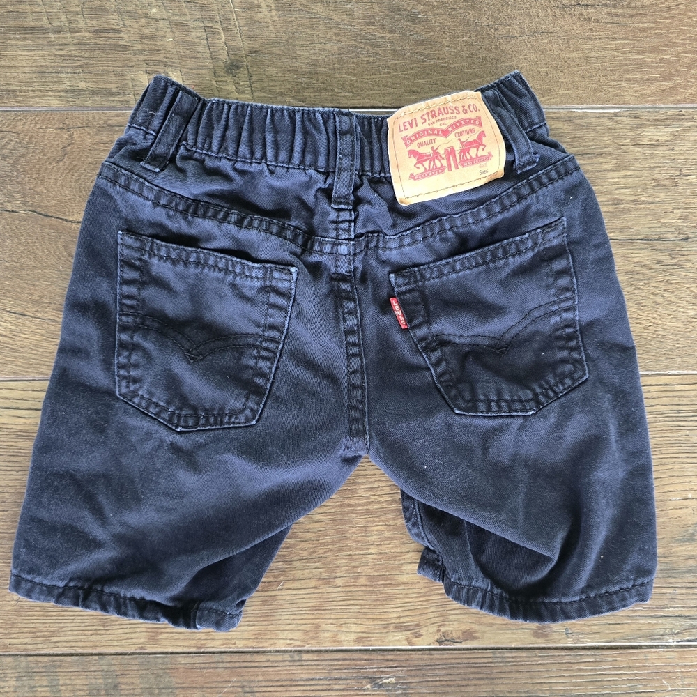 Boys 5T Levis Shorts